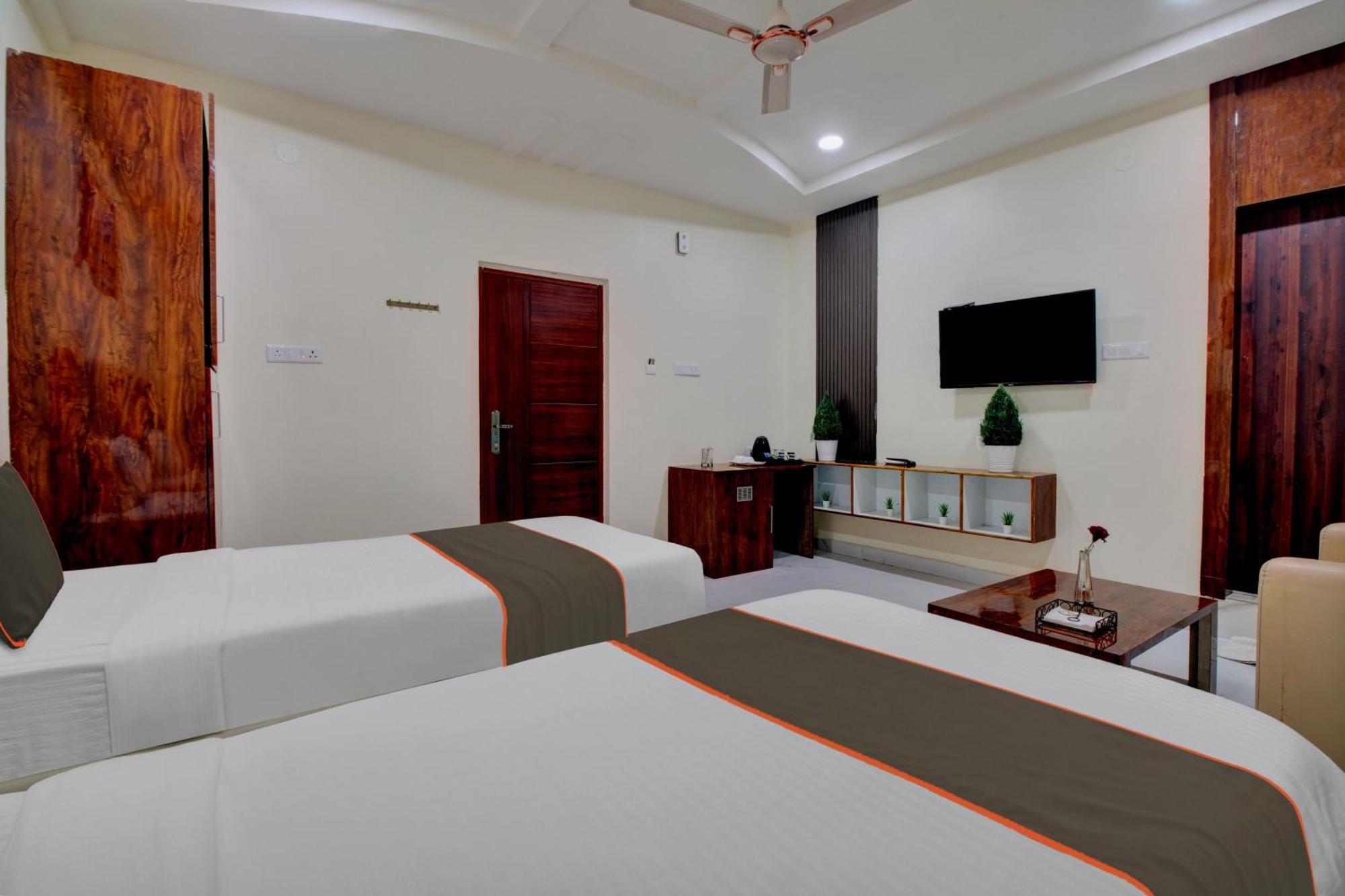 Collection O Hotel Mango Tree Khammam エクステリア 写真