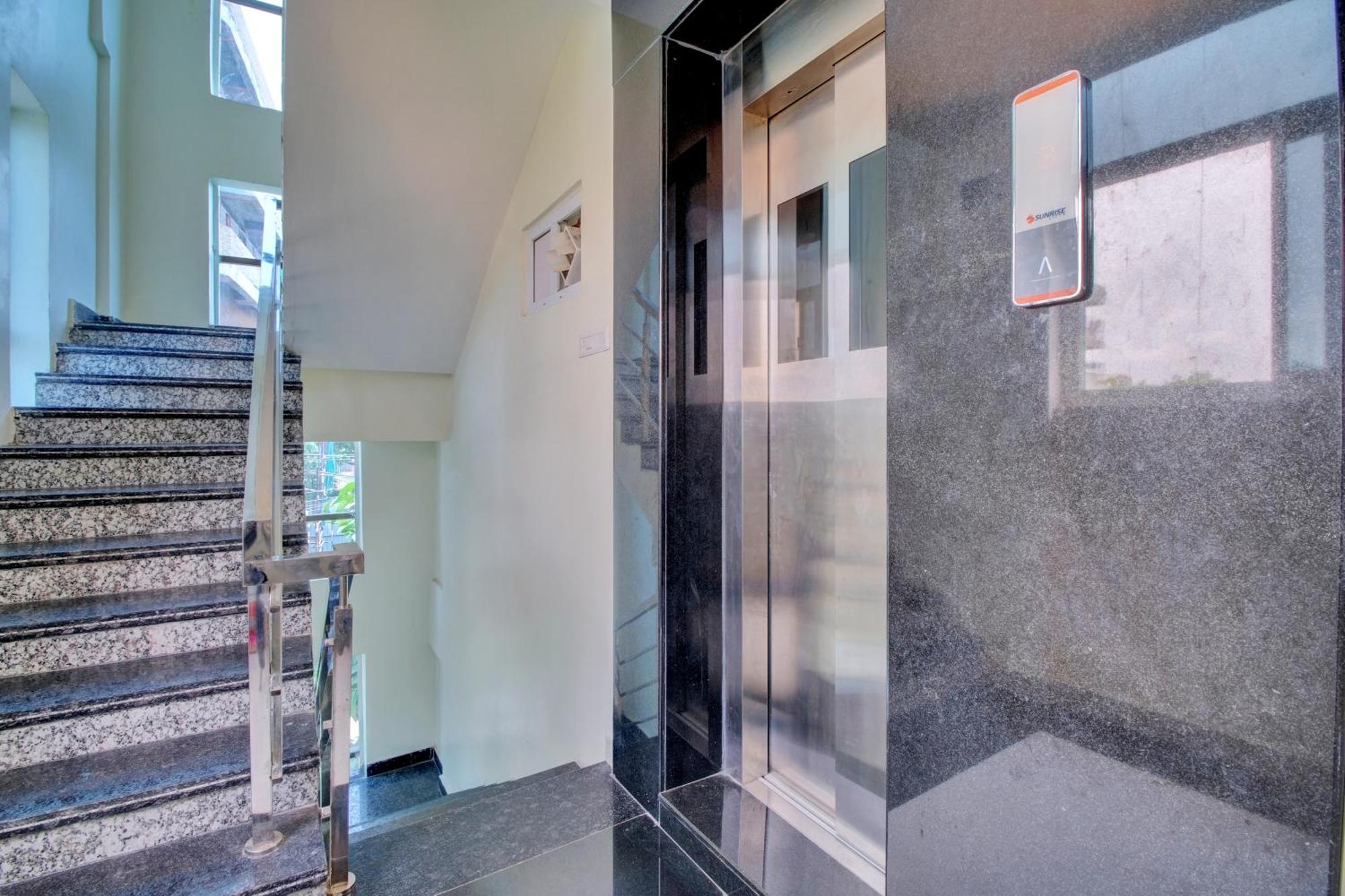 Collection O Hotel Mango Tree Khammam エクステリア 写真
