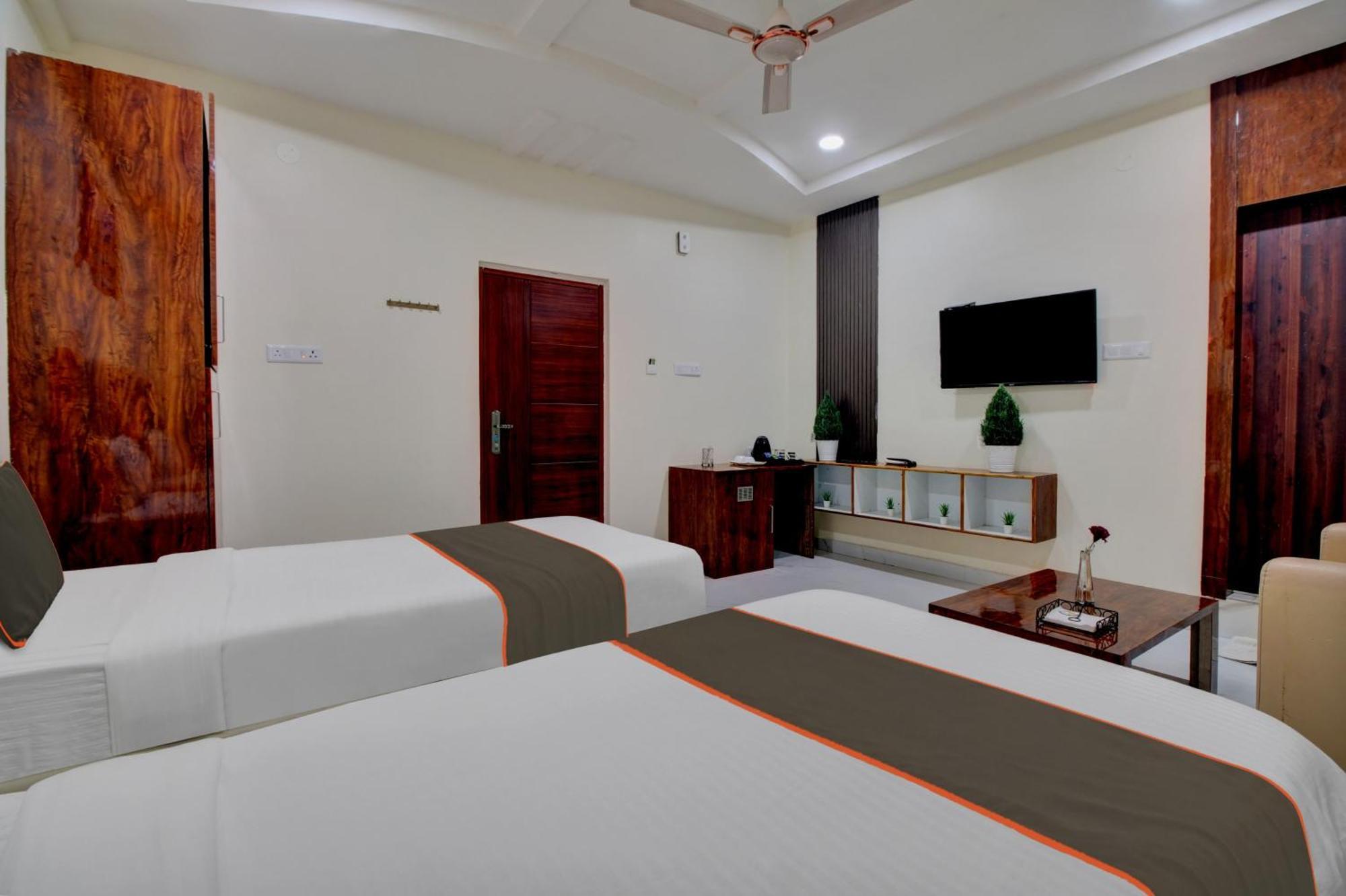 Collection O Hotel Mango Tree Khammam エクステリア 写真