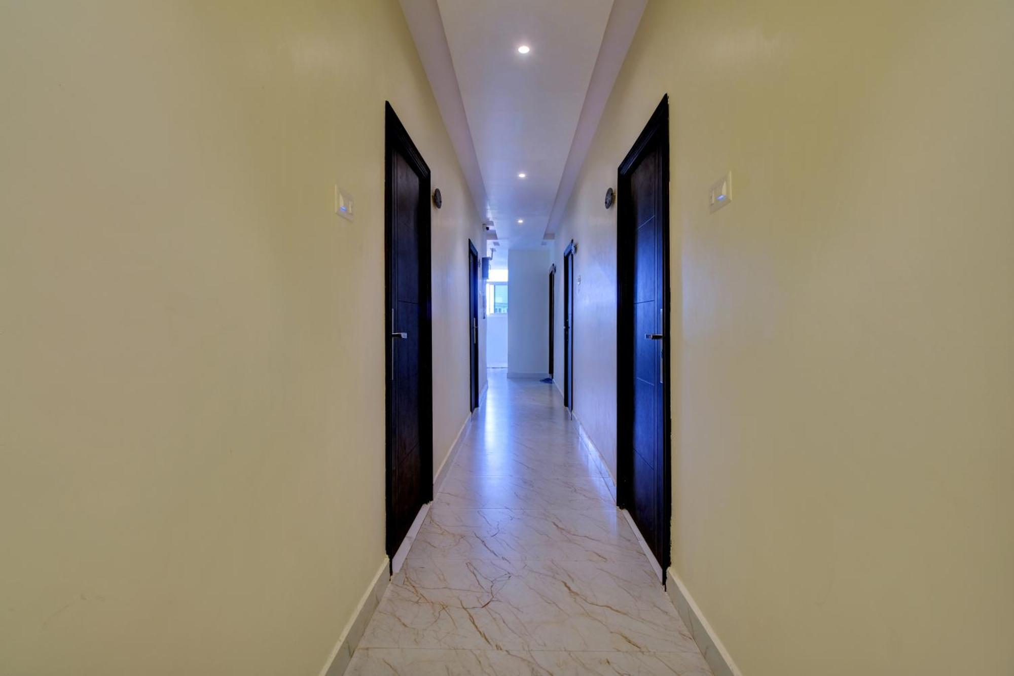 Collection O Hotel Mango Tree Khammam エクステリア 写真